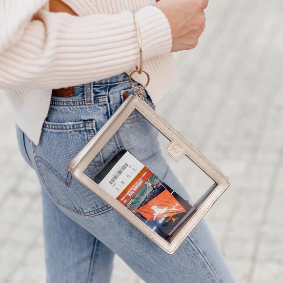 Big O Oventure Clear Stadium Wristlet - Picture 1 of 8